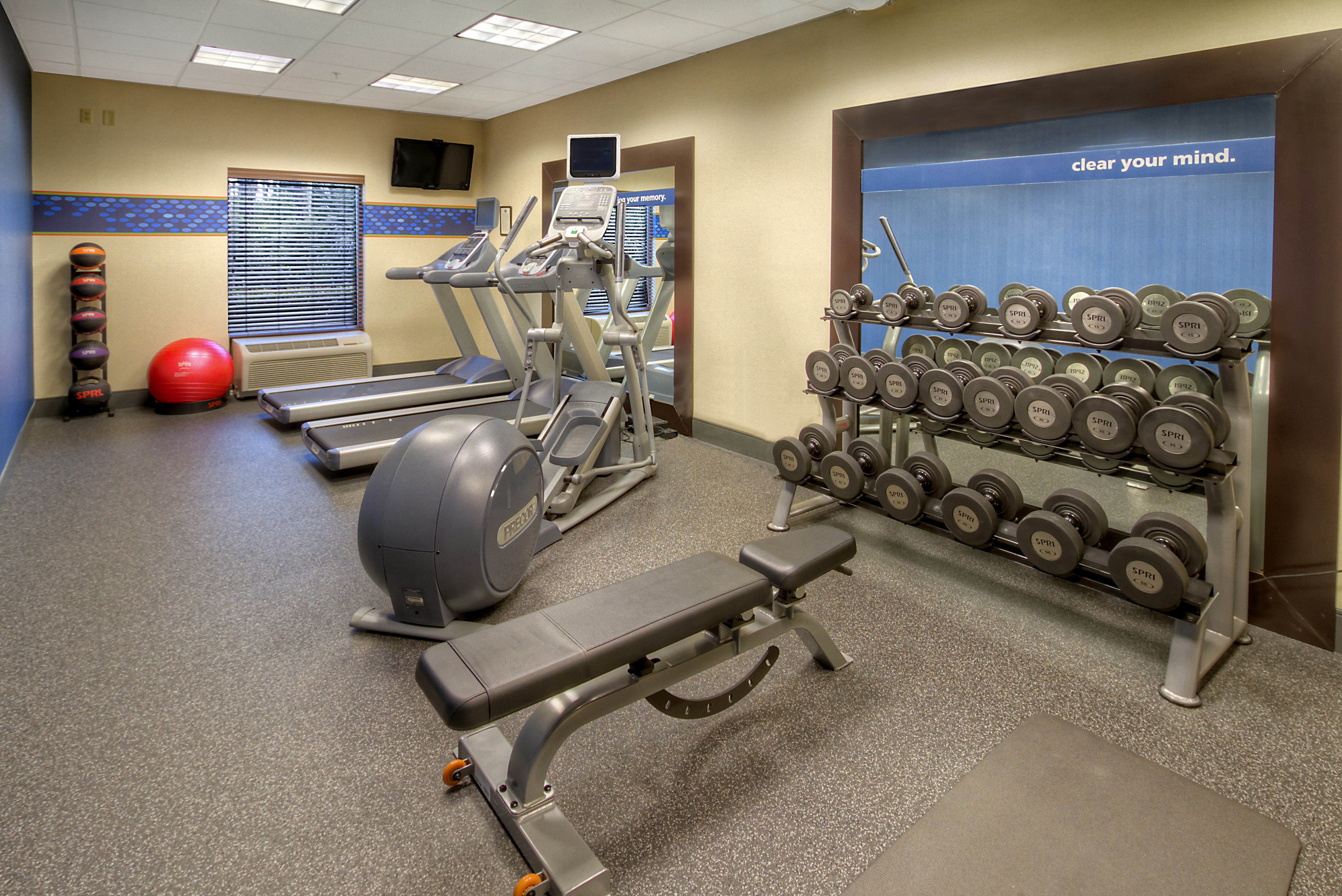 Hampton Inn and Suites Fort Myers Estero FGCU 6/14