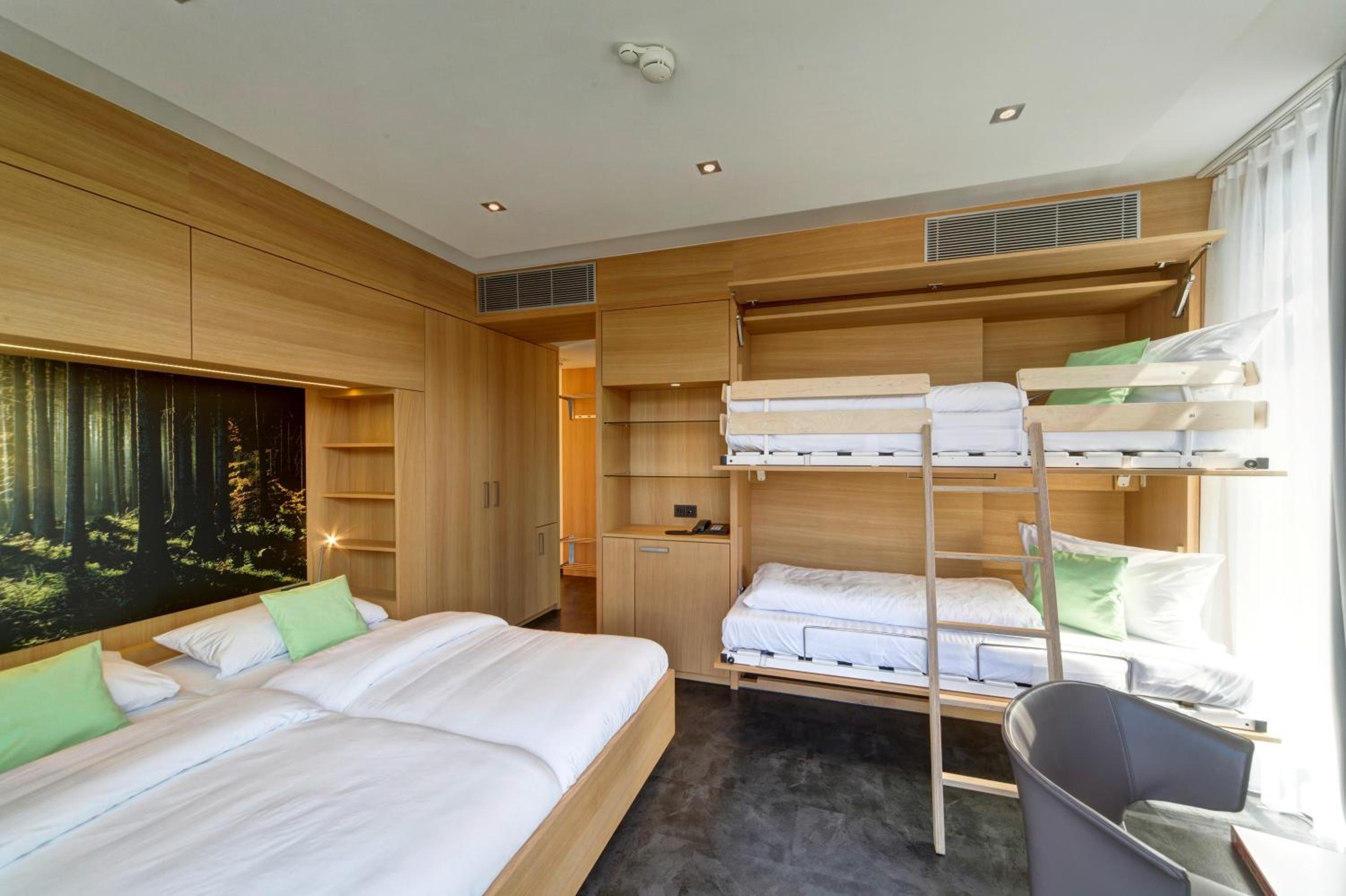 Style, Family Suite