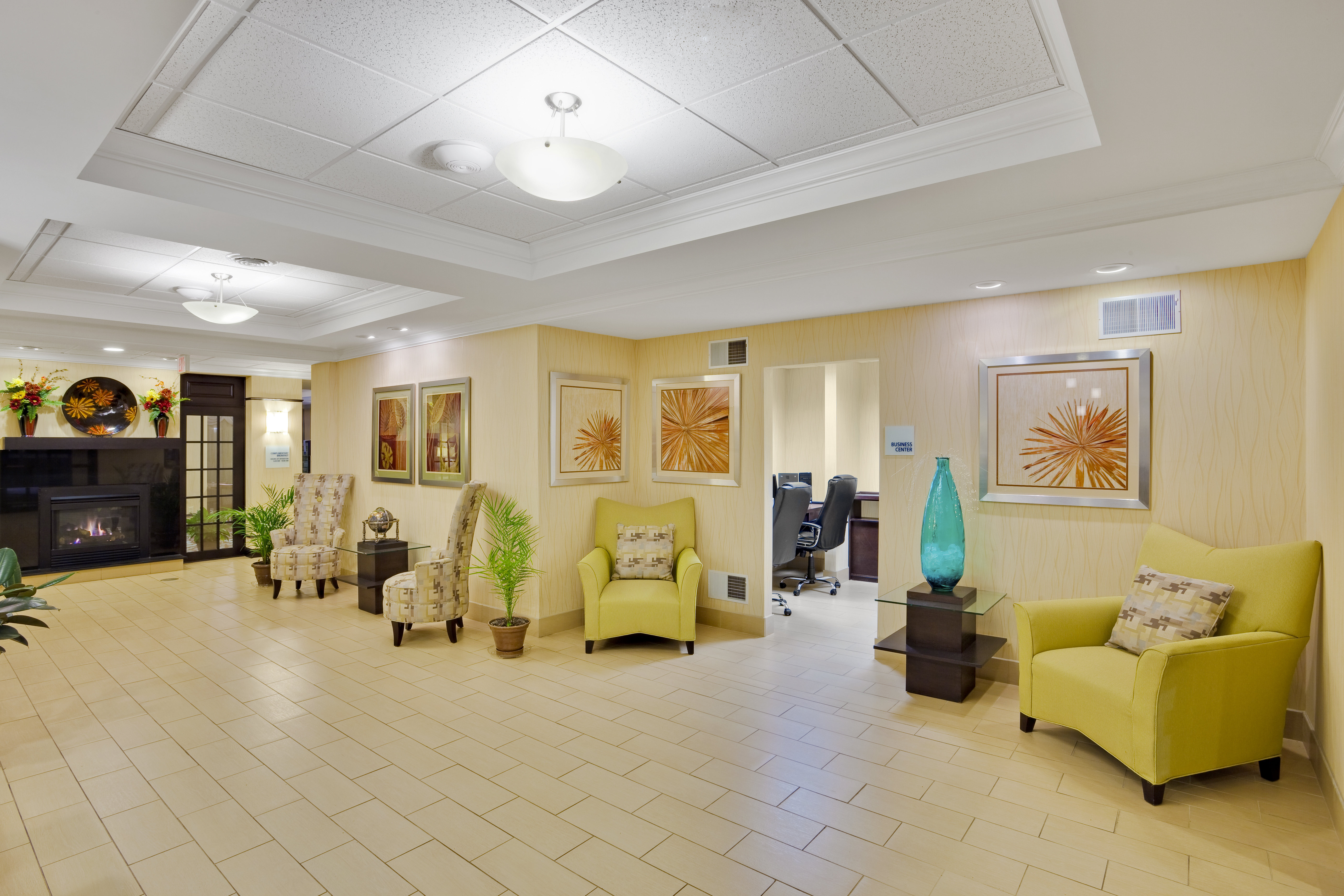 Holiday Inn Express Hotel Suites Lebanon 39/51