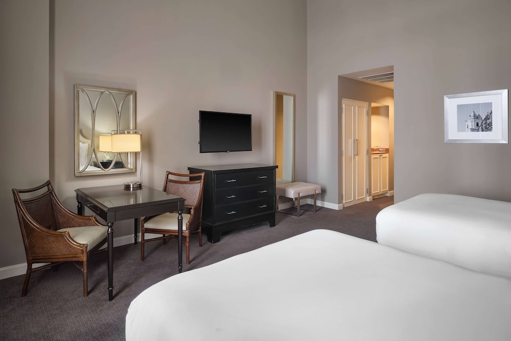Bristol Panama, a Registry Collection Hotel 11/50