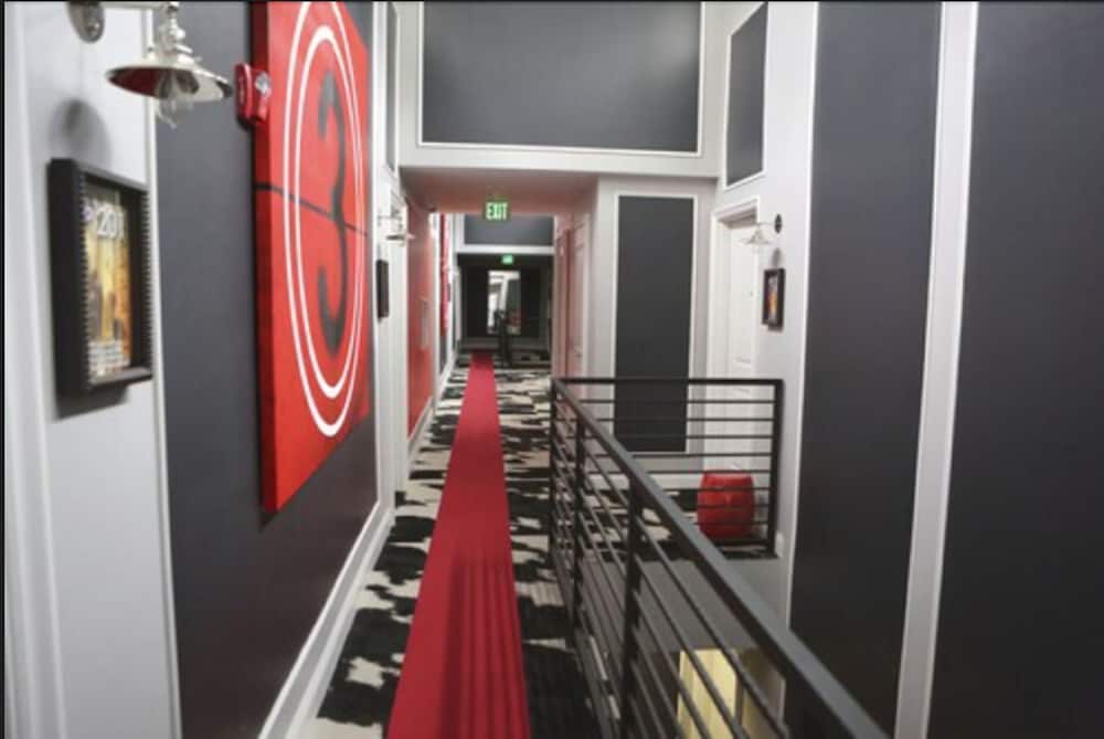 Hollywood Le Bon Hotel 36/50
