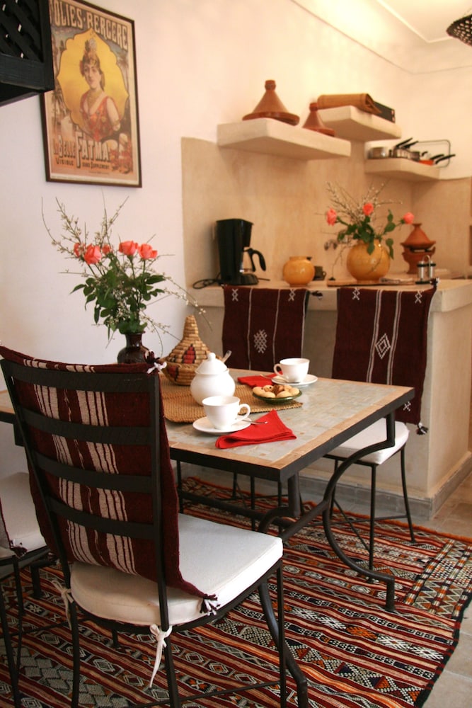 Riad Carina 64/75
