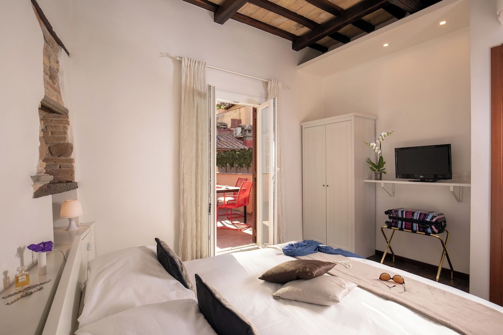 The Right Place 4U Roma Navona Terrace Luxury Rooms 7/35