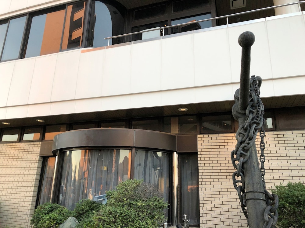 Center Hotel Mihara 6/69