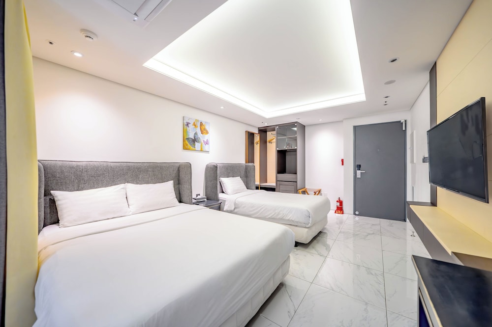 Waystone Seoubong Hotel 16/32