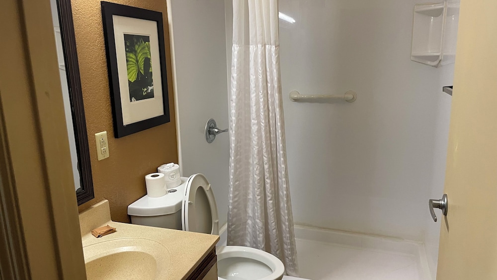 Sonesta Simply Suites Memphis 44/50