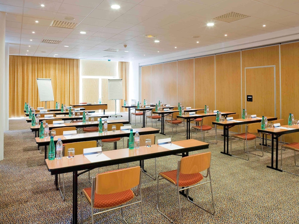 Novotel Senart Golf de Greenparc 67/77