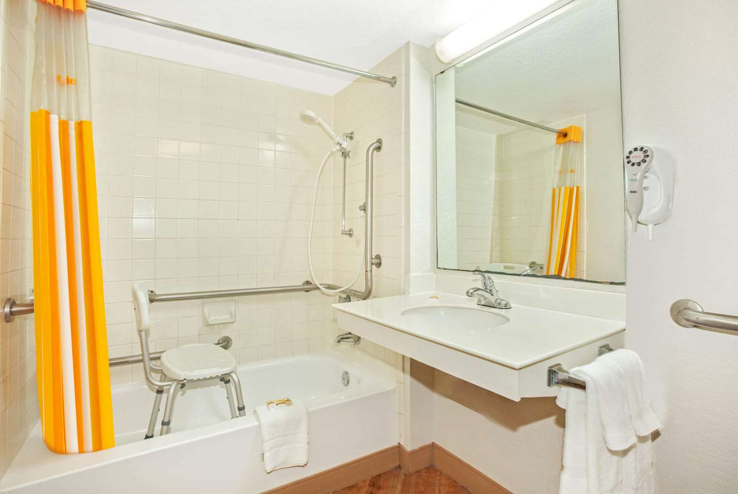 La Quinta Inn Victoria 50/53