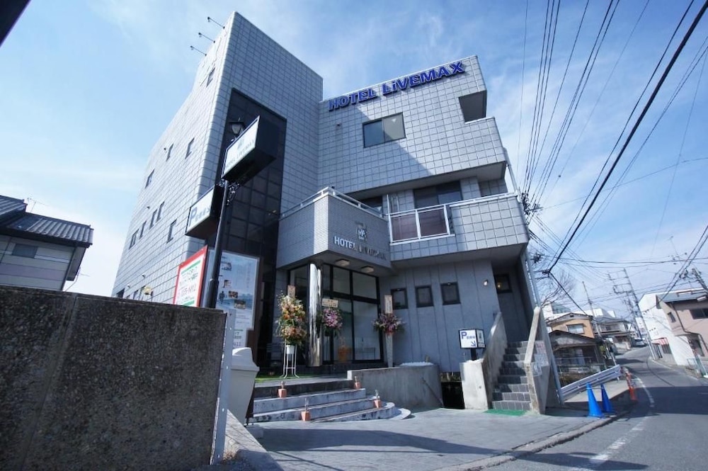 Hotel Livemax Budget Gunma Numata 30/32
