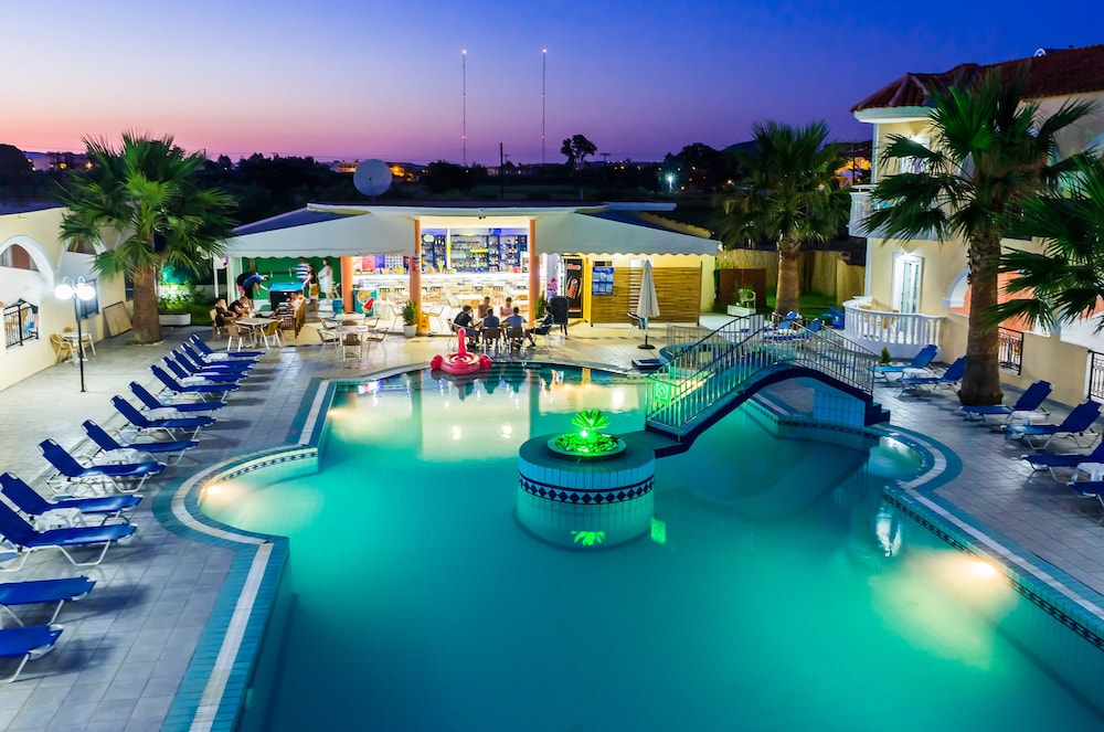 Hera Zakynthos Hotel 40/50