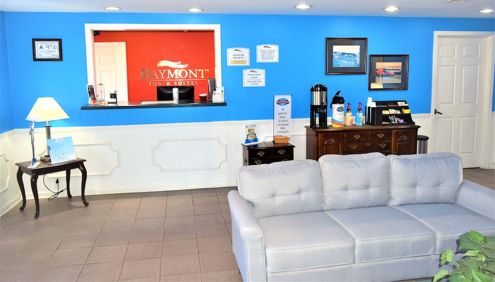 Baymont By Wyndham Forest City 7/36