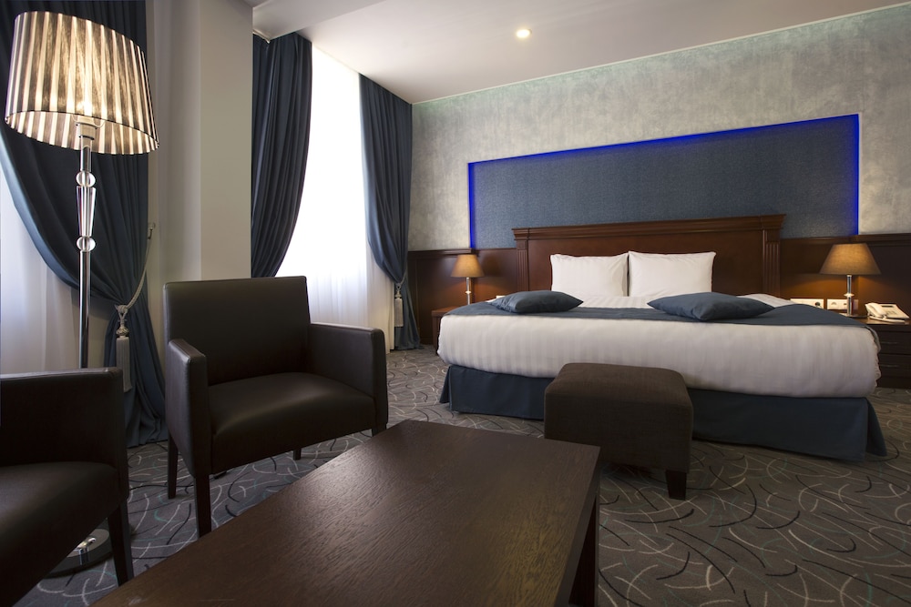 Central Hotel Yerevan 14/71
