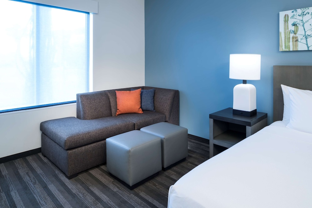 Hyatt House Tempe / Phoenix / University 22/50