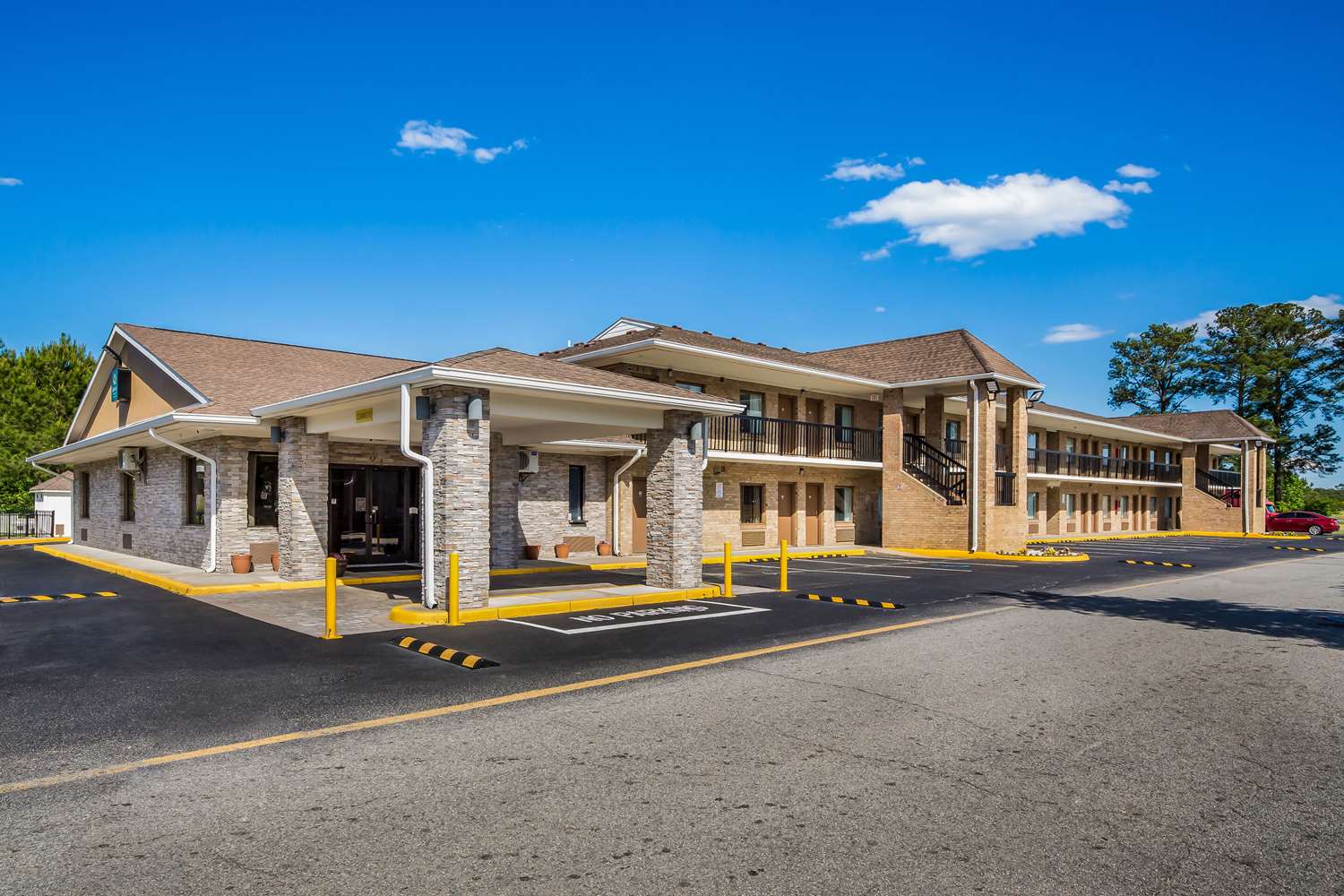 Quality Inn and Suites Suffolk 39/43