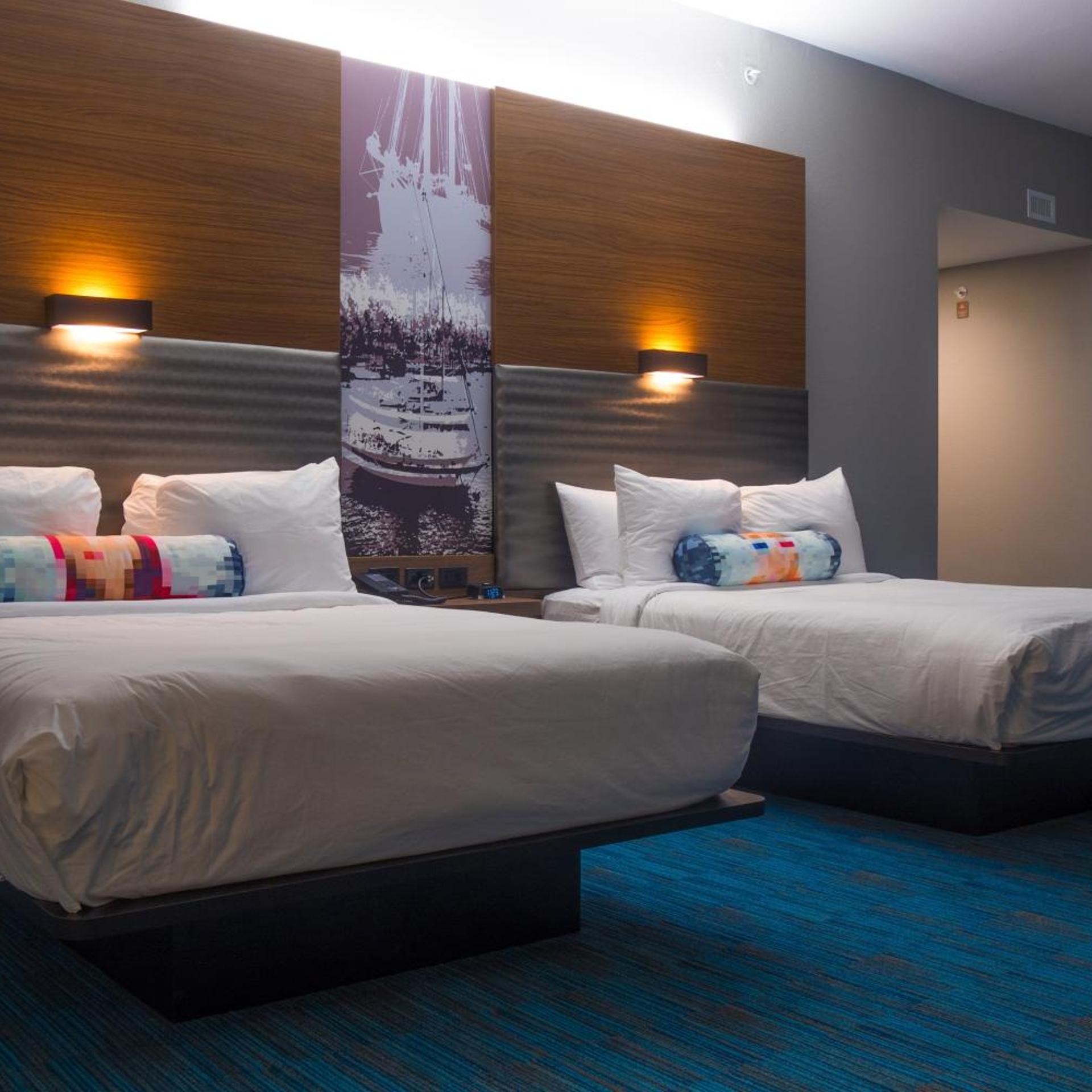 Aloft, Guest Room, 2 Queen Beds