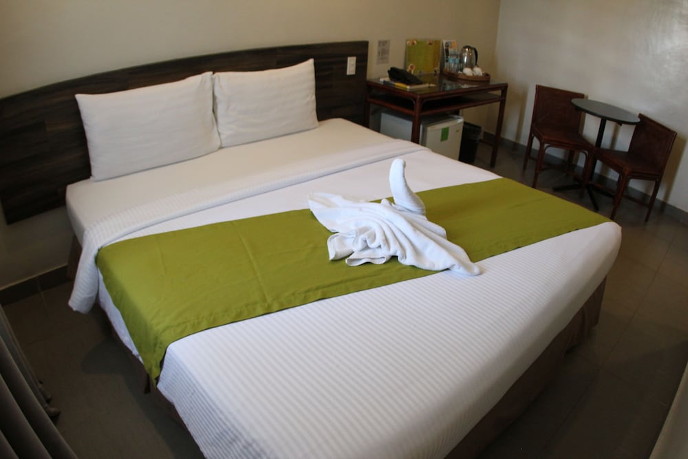 Cebu R Hotel Mabolo 18/54