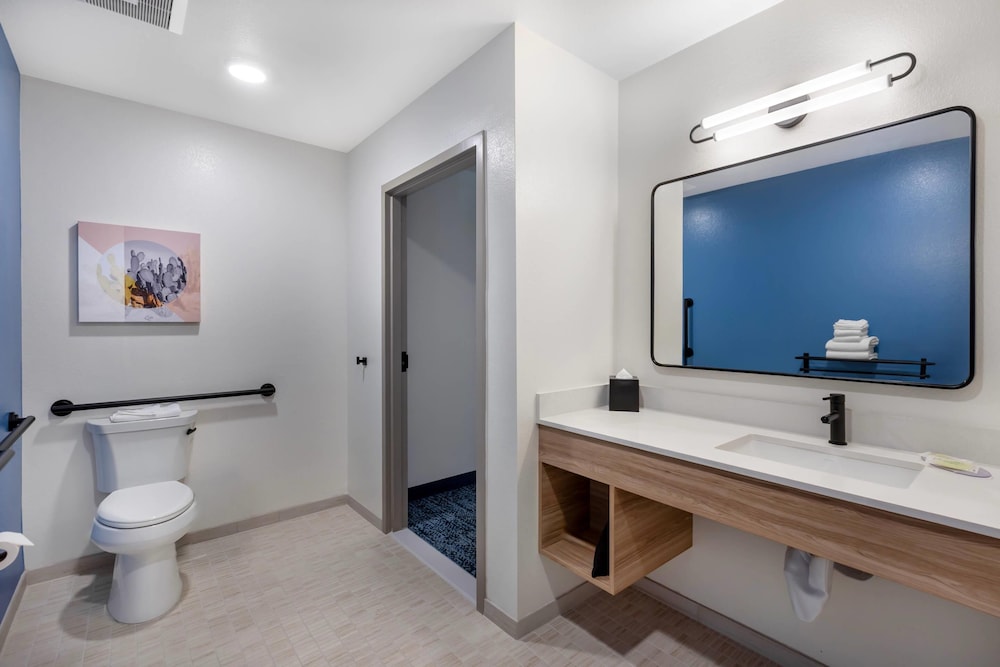 Sleep Inn & Suites Henderson - Las Vegas 40/44