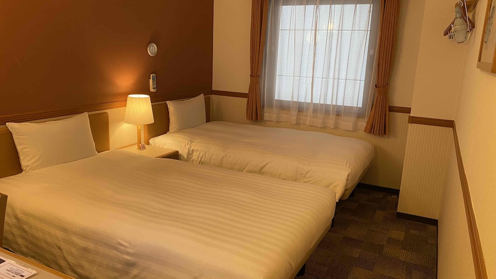 Toyoko Inn Hitachi Ekimae 7/56