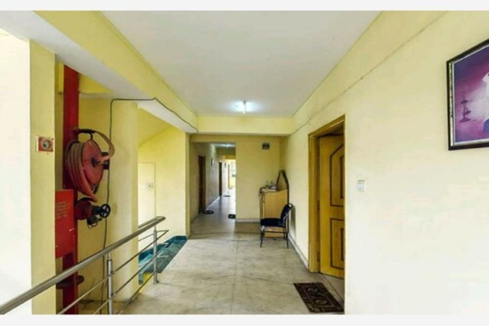 Hotel Rajdhani Plaza 16/43