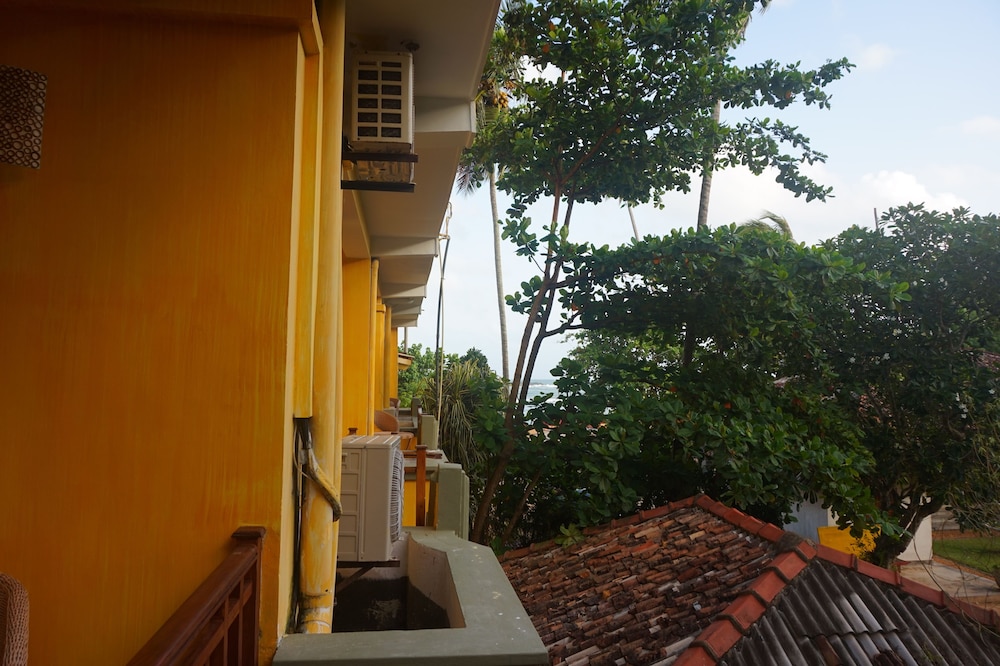 Thaproban Beach House 64/67