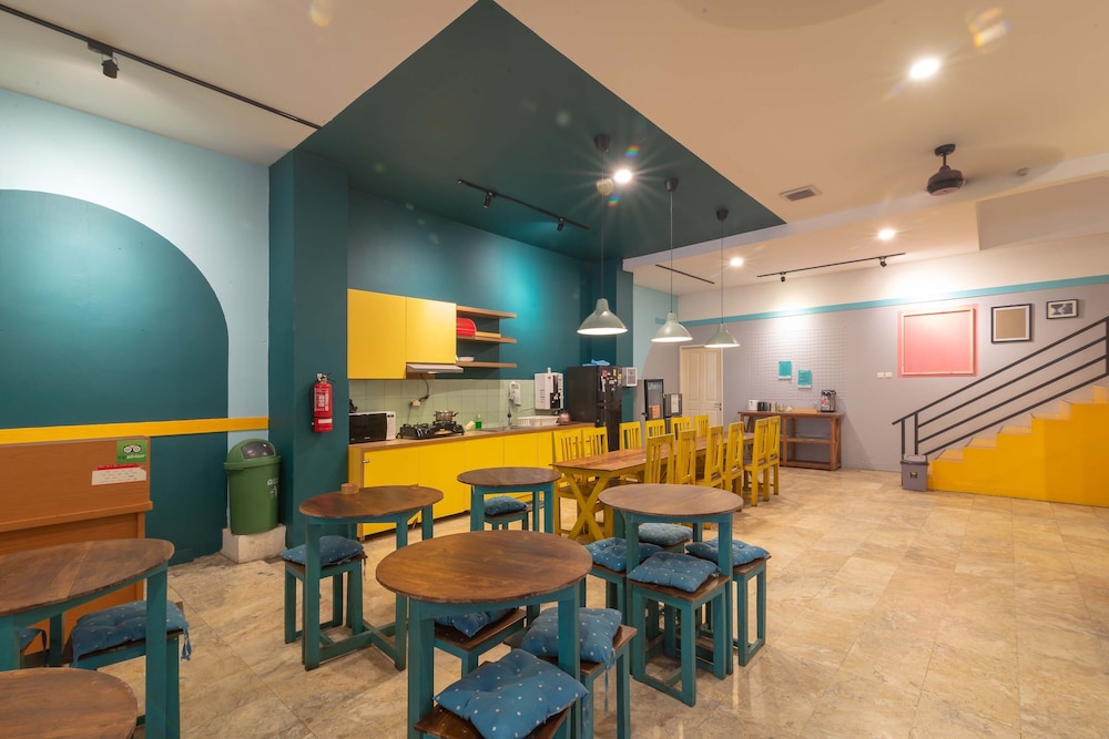 Wonderloft Hostel 52/63