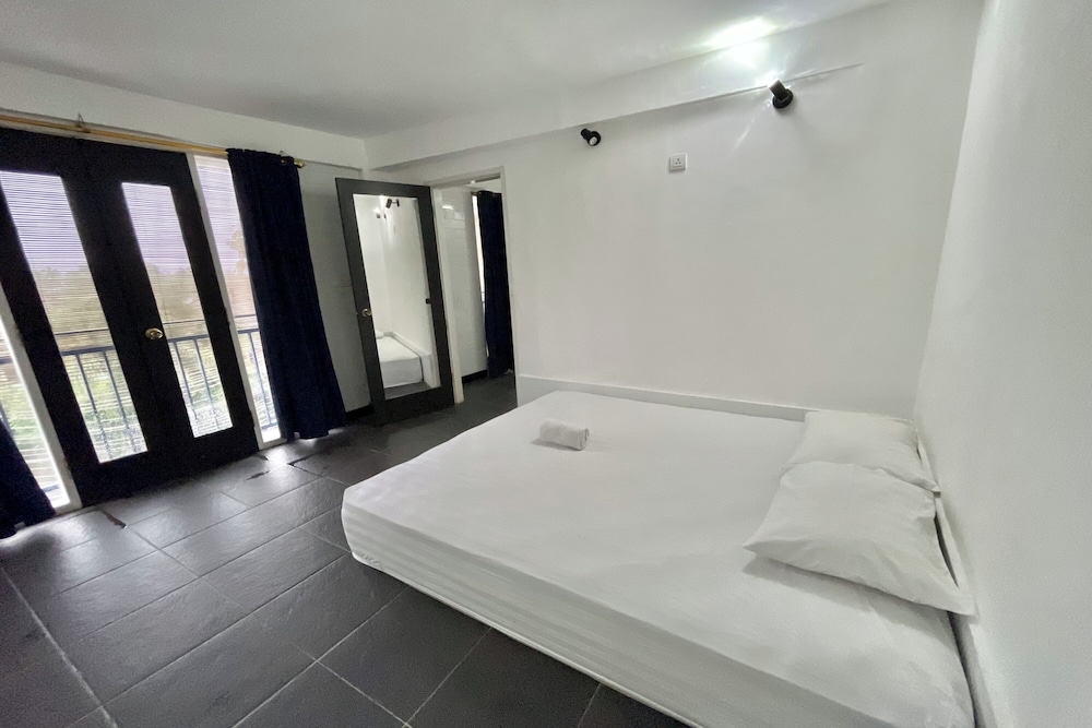 Taman Unique Hotel 17/50