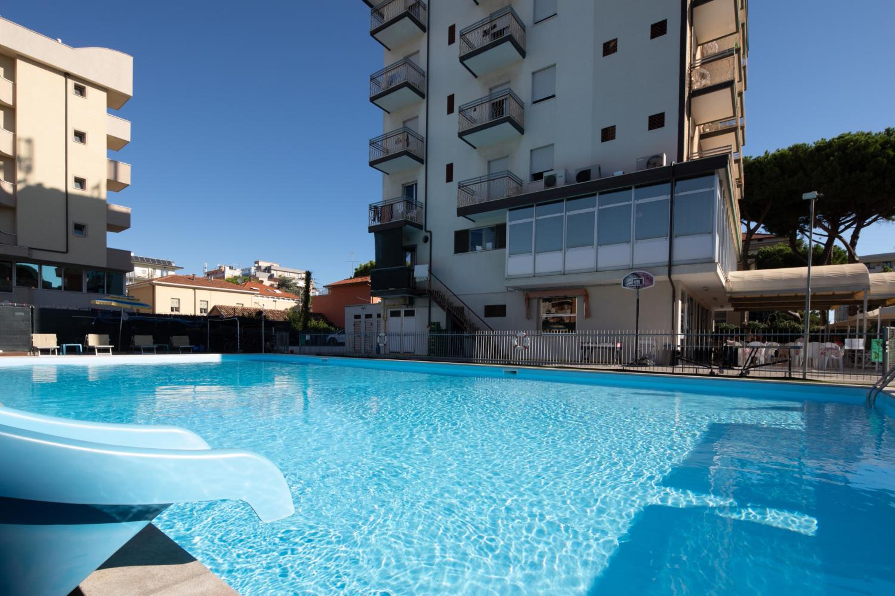Hotel Lem 3/37