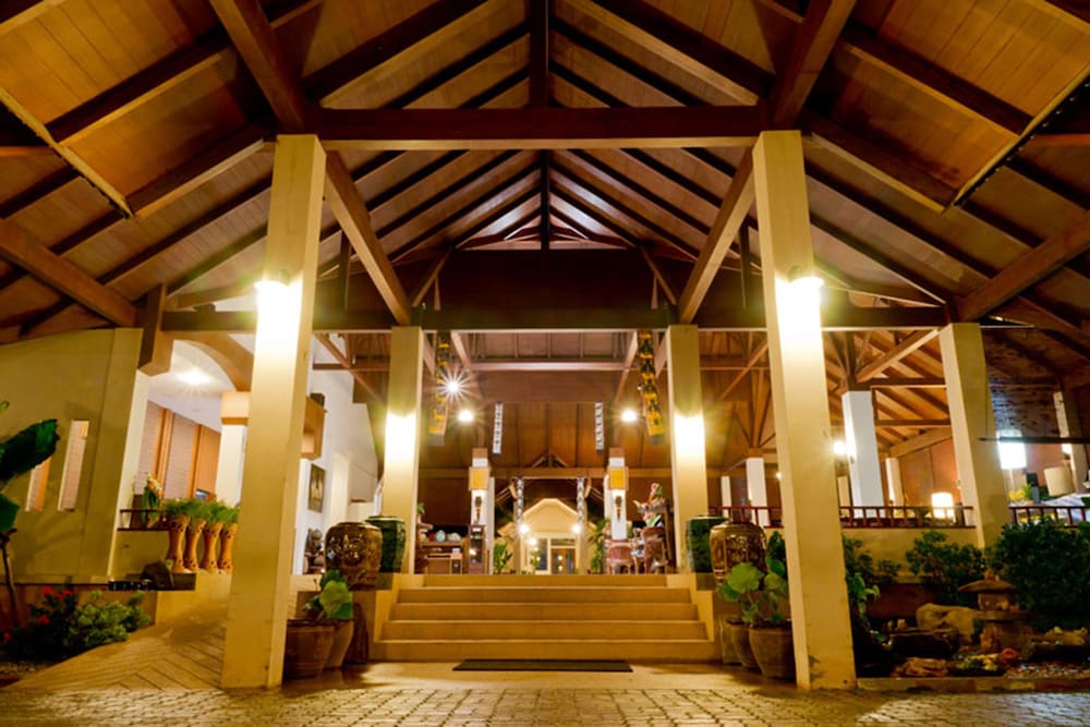 Teak Garden Spa Resort 4/50