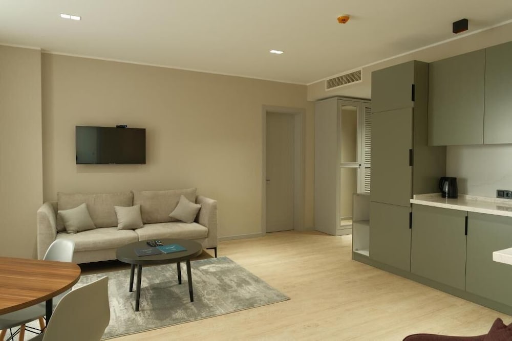 Mziuri Gardens Apartments 68/81