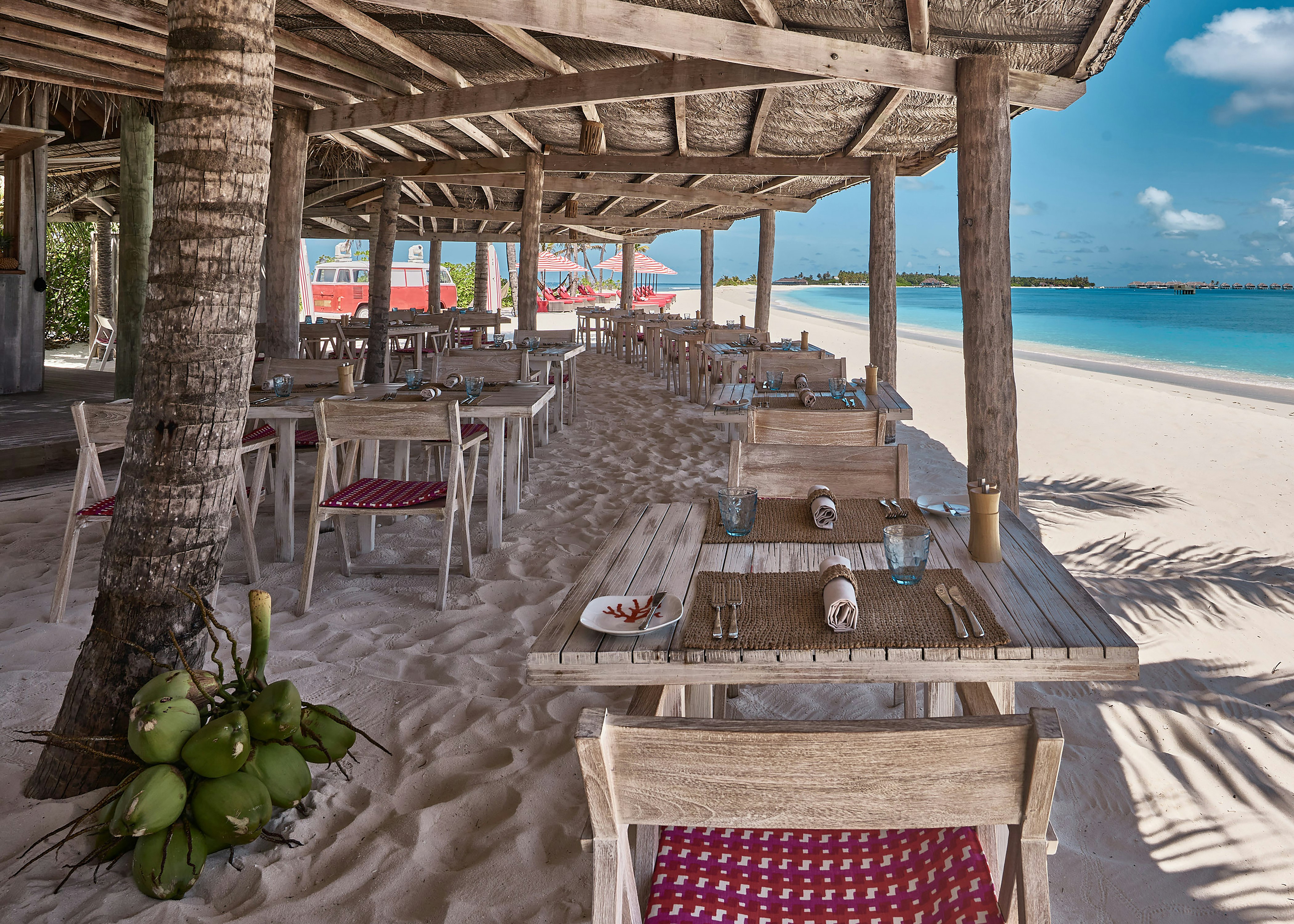 Finolhu a Seaside Collection Resort 38/48