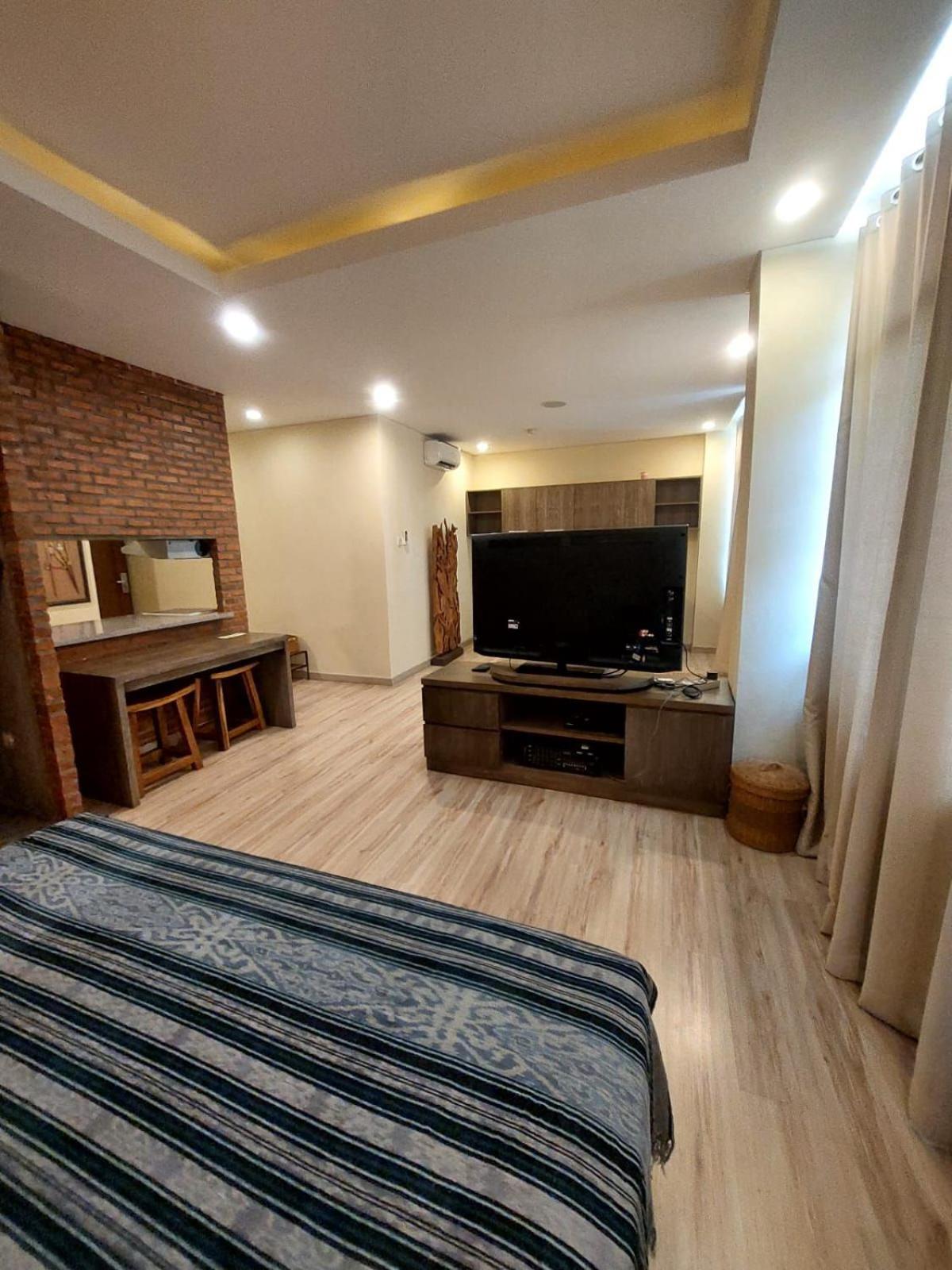 Apartemen Senayan 13/32