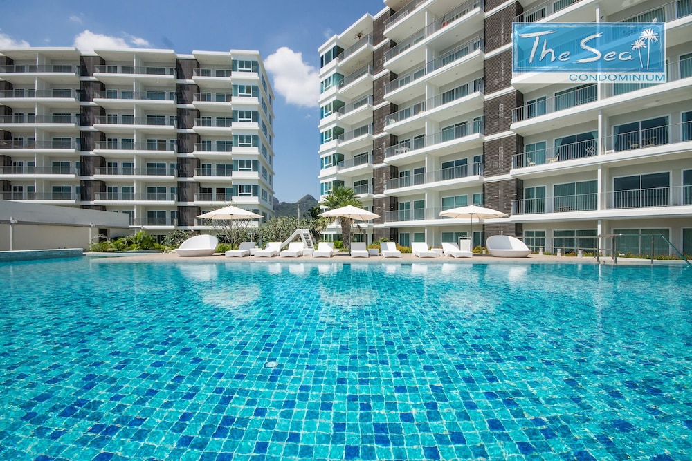 The Sea Condominium 4/67