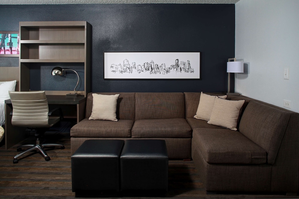 HYATT house Dallas/Uptown 58/71