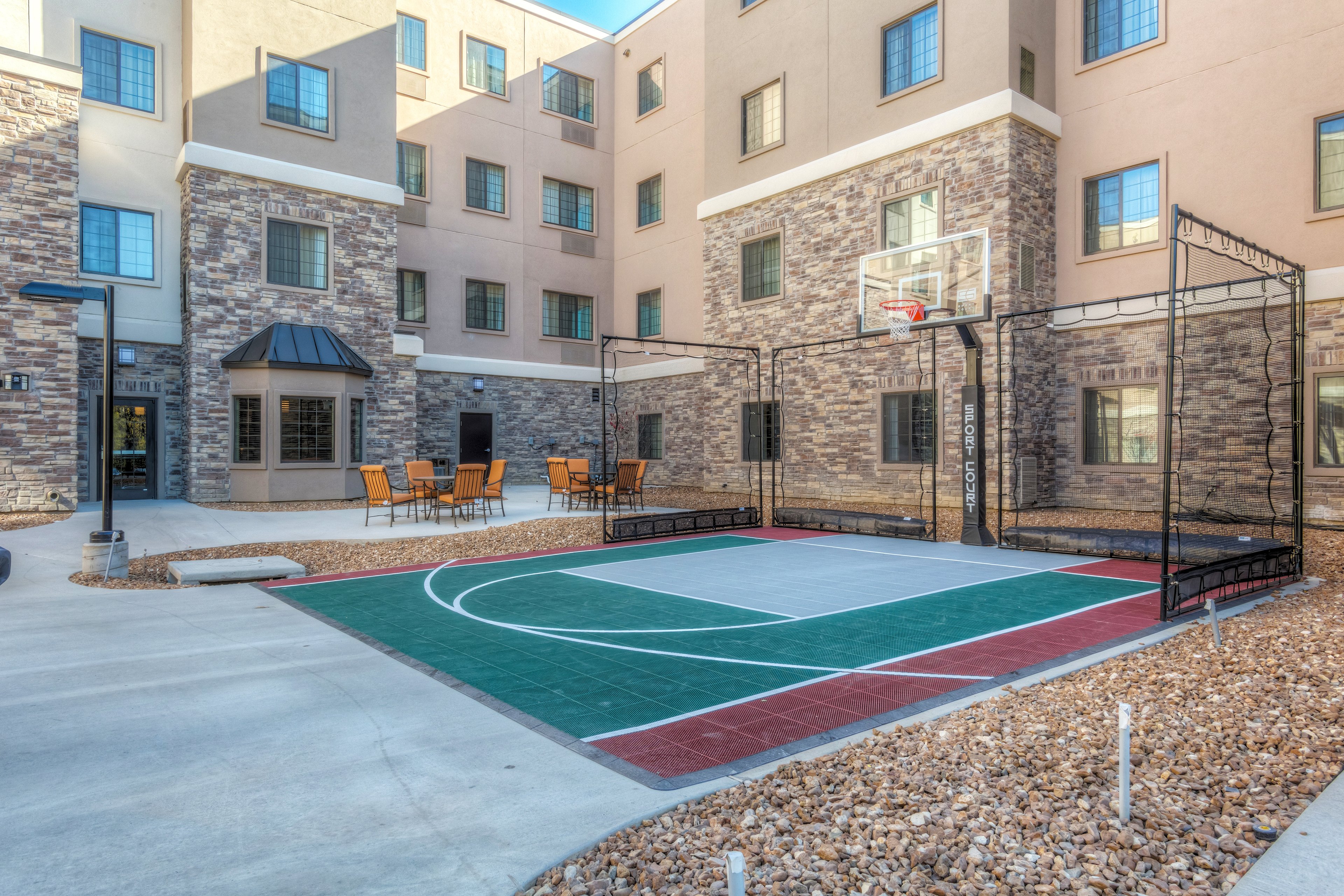 Staybridge Suites St Louis - Westport 16/37