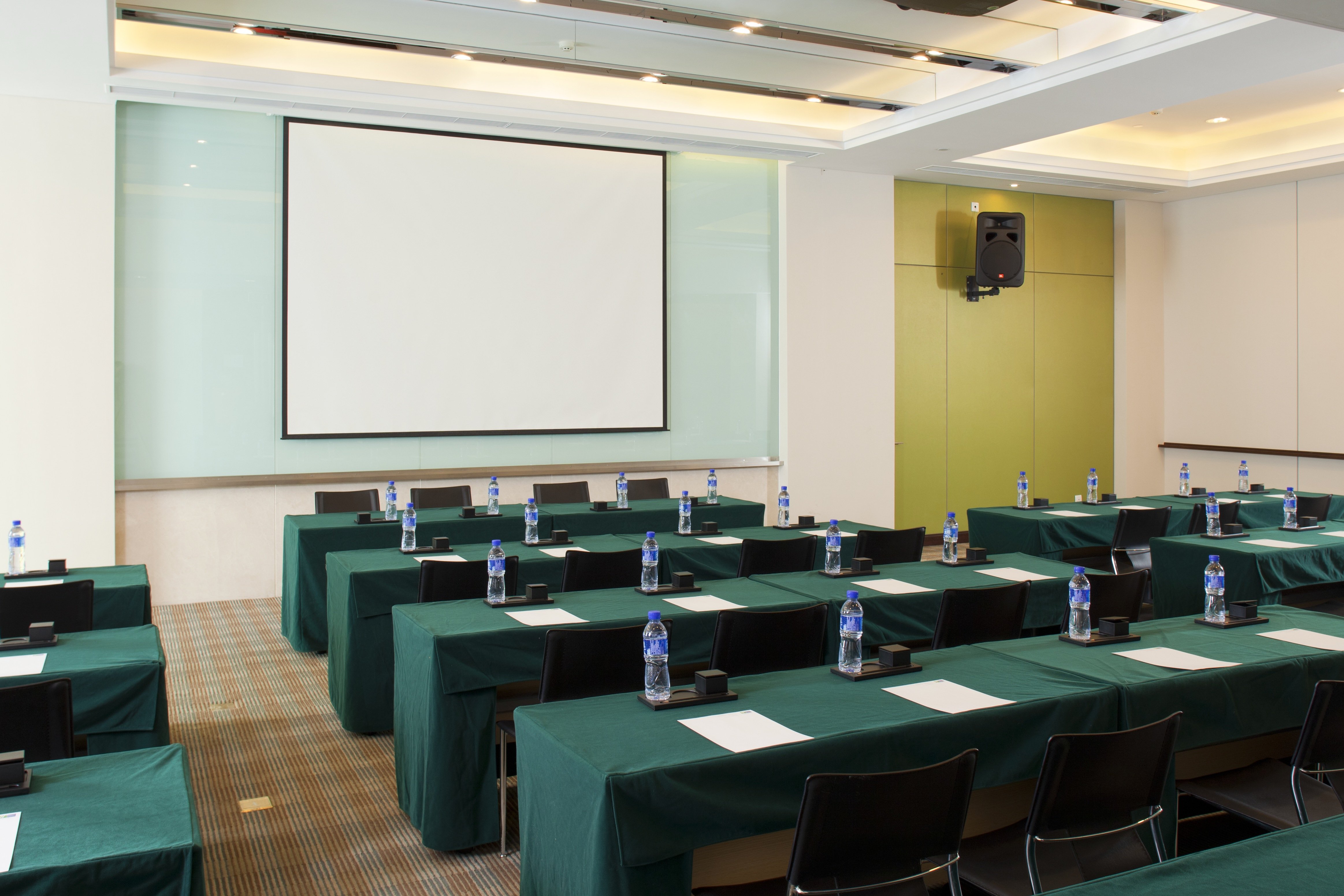 Holiday Inn Express Beijing Dongzhimen 18/28