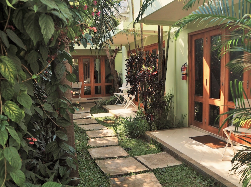 The Gecho Inn Town 43/46