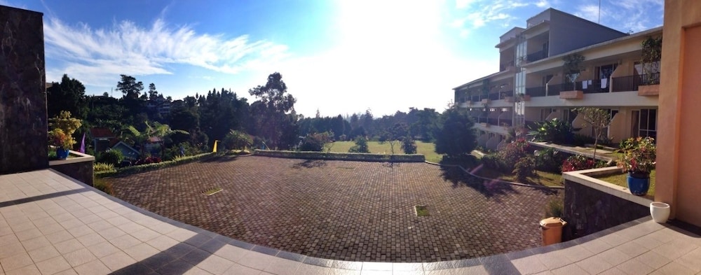 Casa Monte Rosa Hotel 21/22