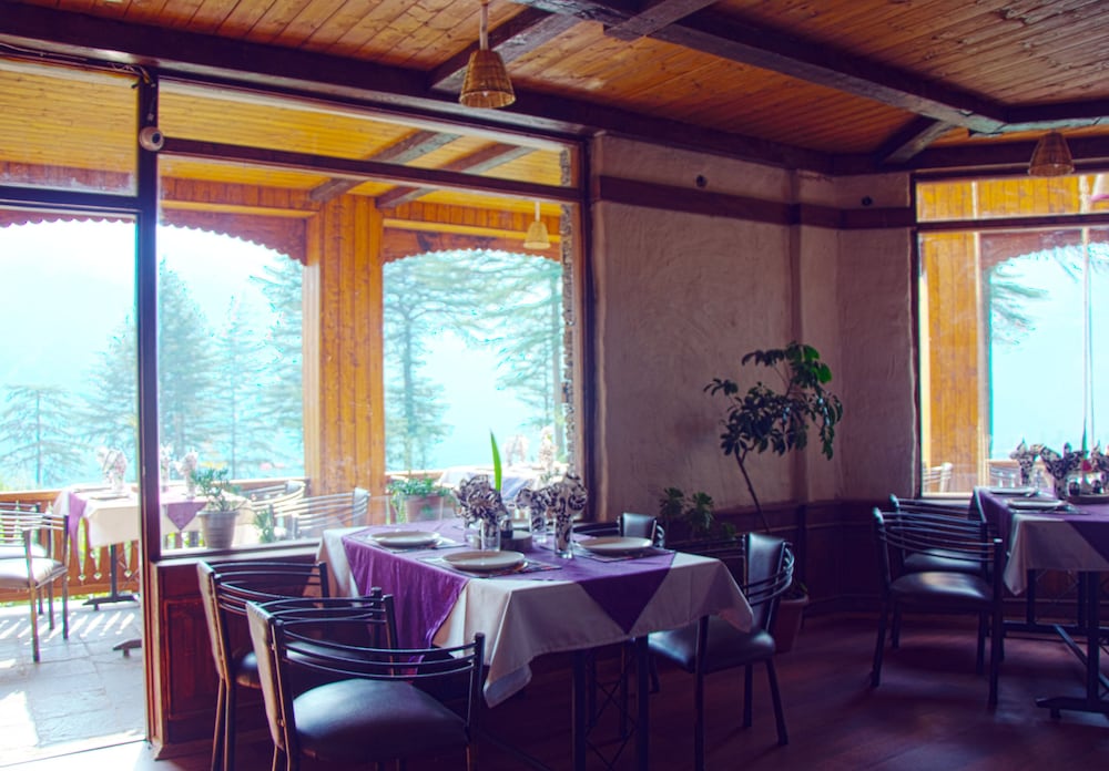 HERITAGE VILLAGE RESORT 65/77