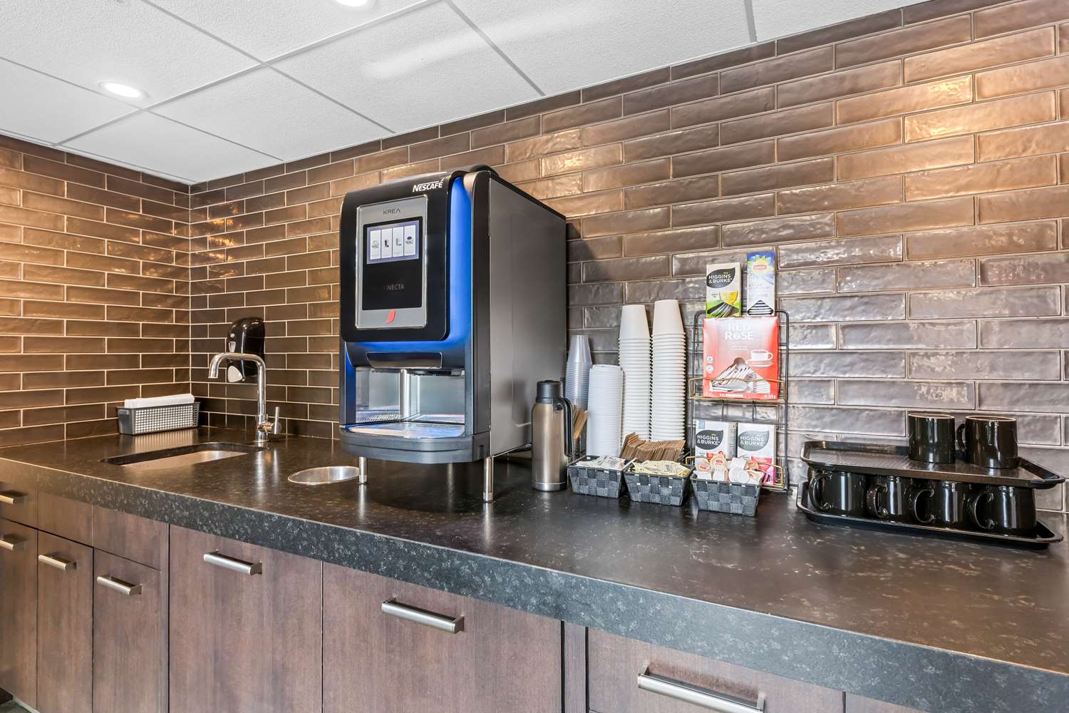 Best Western Plus Banff International Lodge 29/42