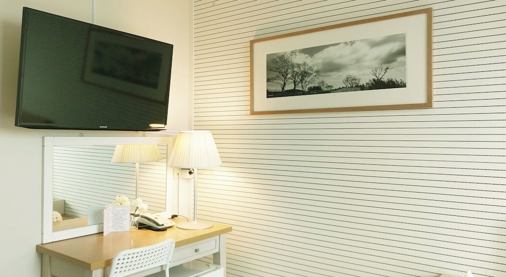 Golden Park Hotel 7/59