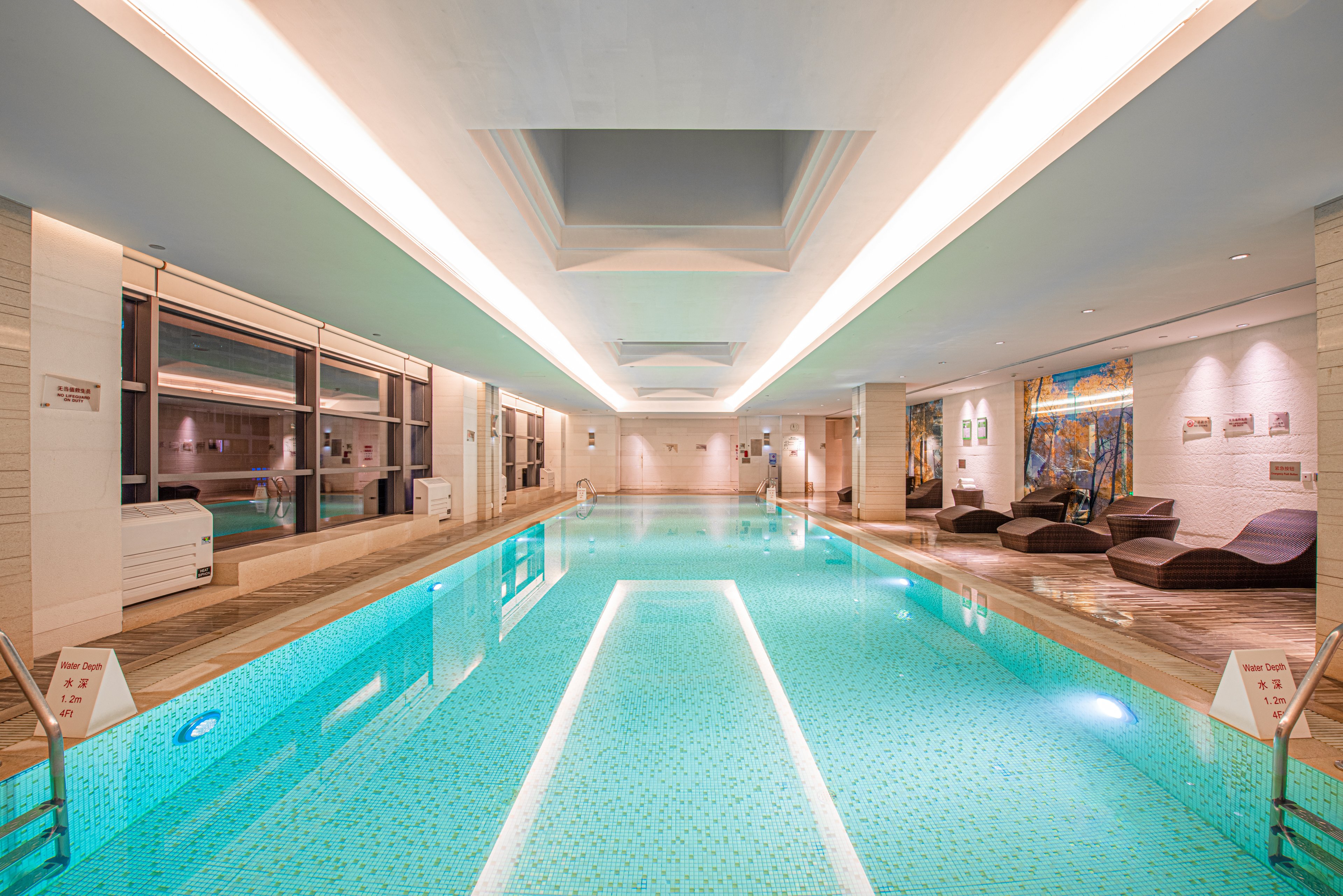 Holiday Inn Qingdao City Centre 24/50