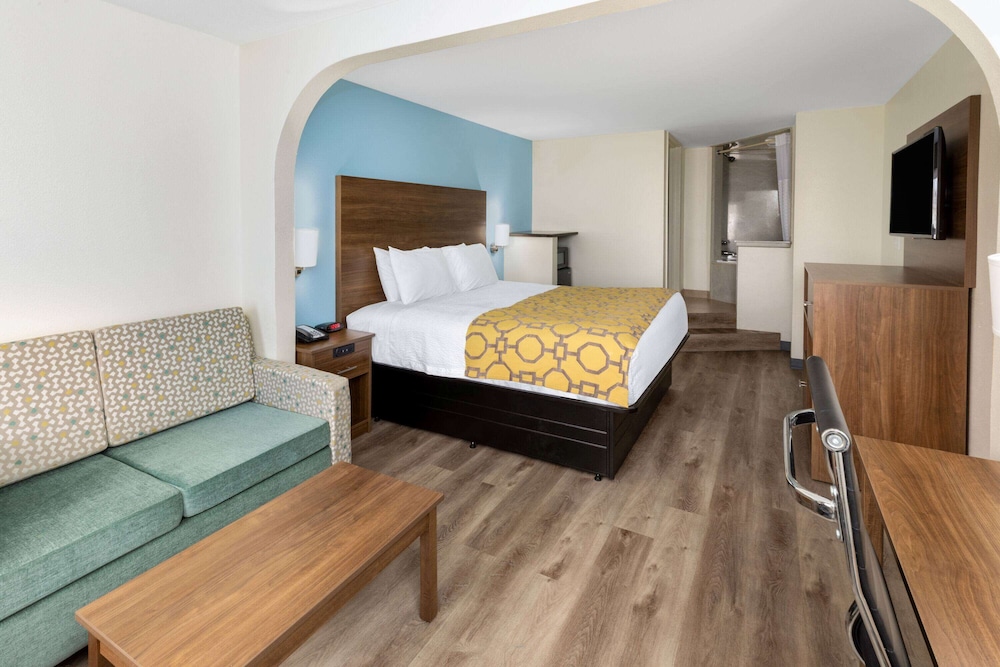 Studio, Suite, King Bed