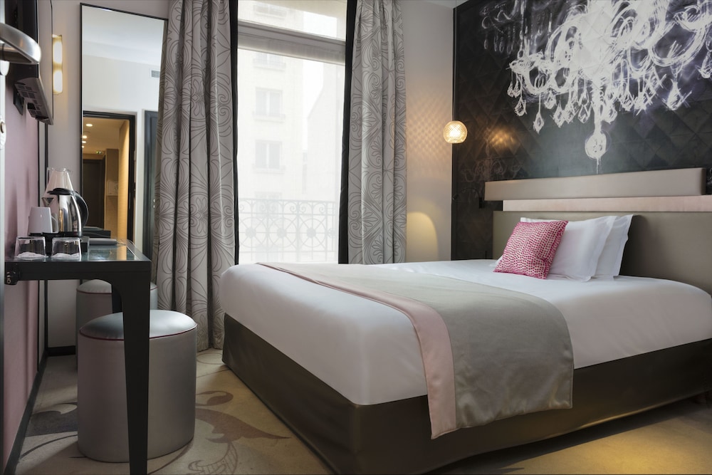 Hotel Yllen Eiffel 26/53