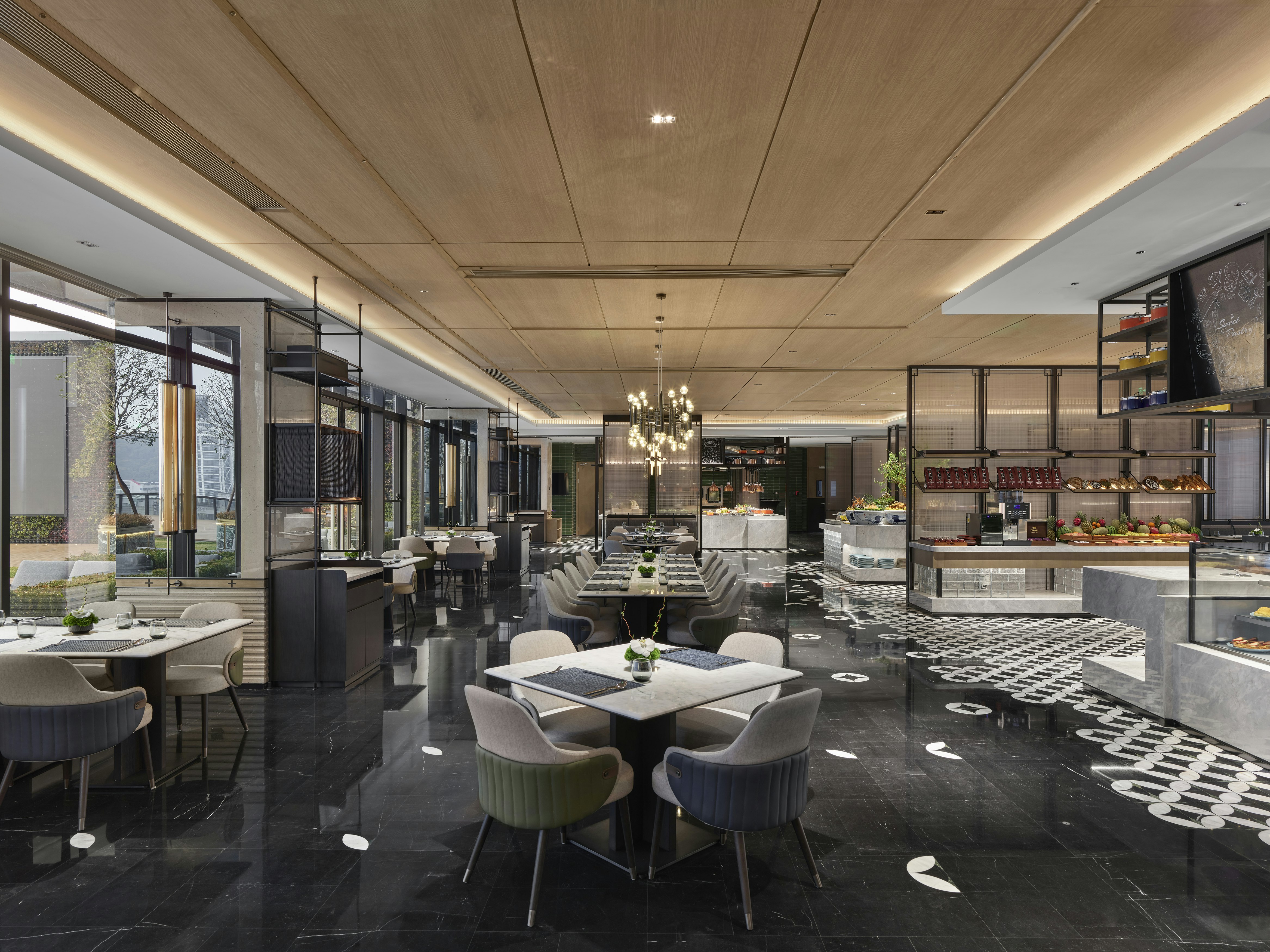 Hilton Yuyao 17/27