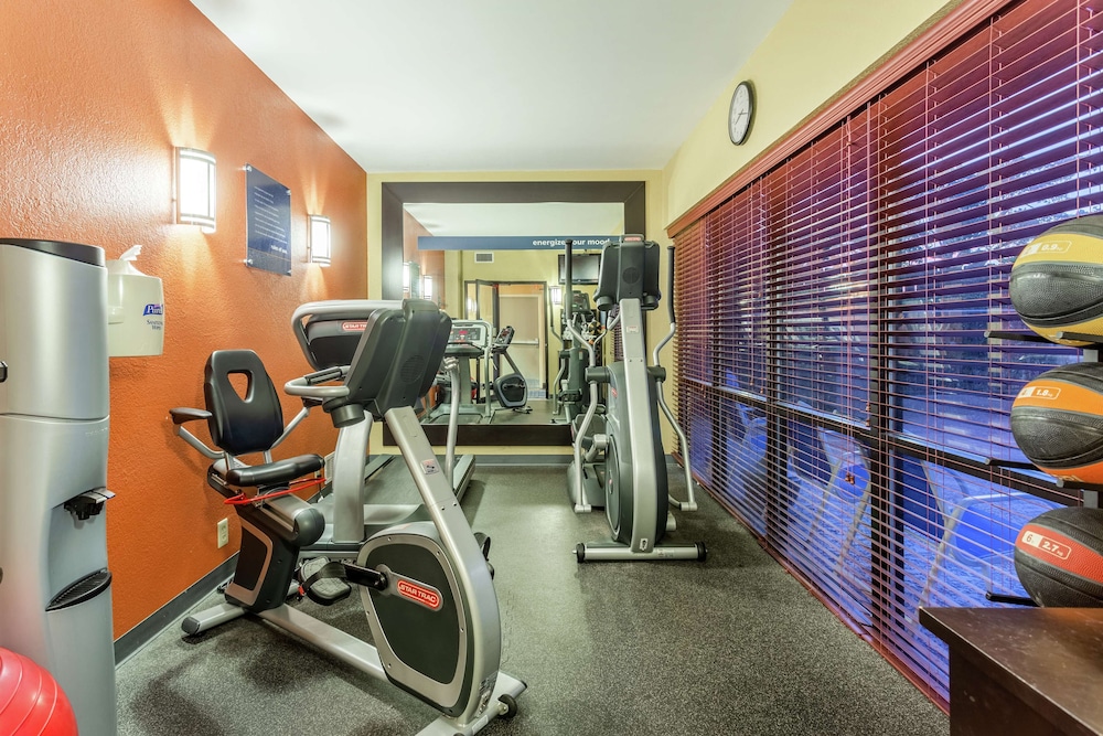 Hampton Inn Biloxi/Ocean Springs 17/24