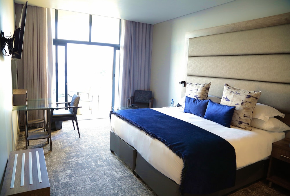 Blueberry Hill Hotel 7/50