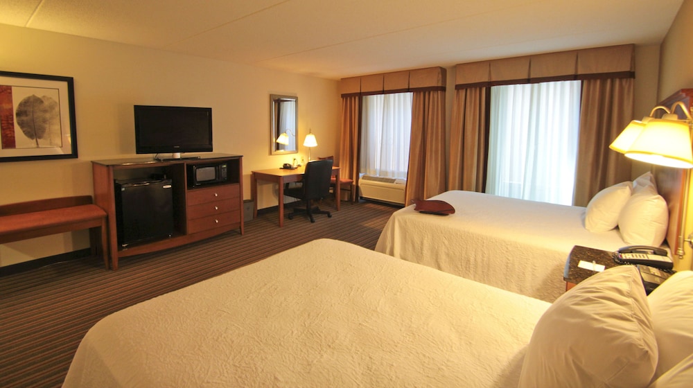 Hampton Inn Hampton Newport News Virginia 11/45