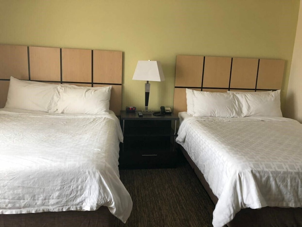 CANDLEWOOD SUITES MIDLAND SW 22/50