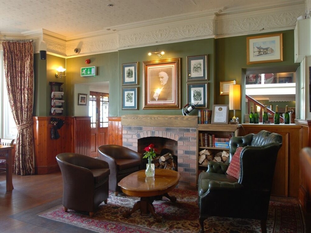 The Gladstone 19/31