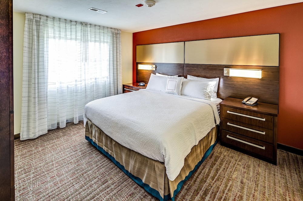 RESIDENCE INN AKRON SOUTH/GREEN 12/52